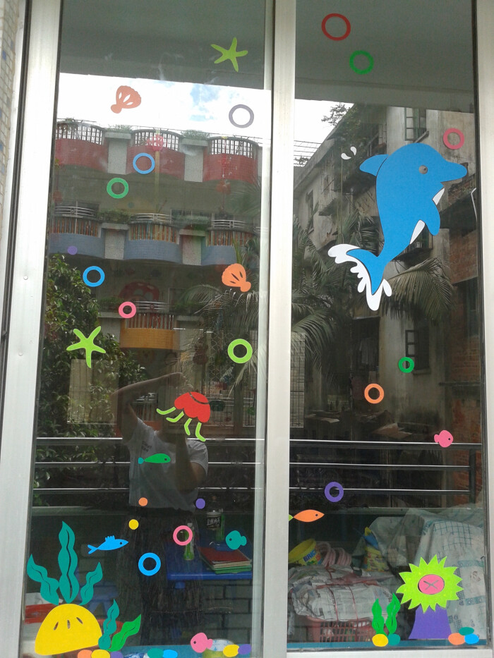 幼儿园的玻璃窗布置--海底世界2 海底世界,数数有多少的海底生物