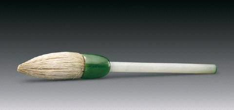 圆健的特点 尖:笔锋尖锐 齐:笔尖润开压平后笔毫长短相当 圆:毫毛充足