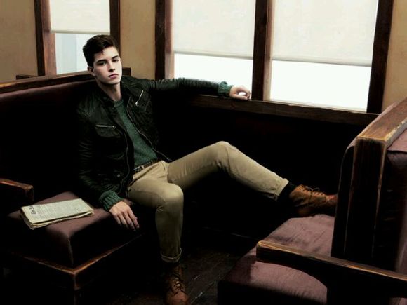 姓名: francisco lachowski 小名: chico 中文译名:弗朗西斯科·拉