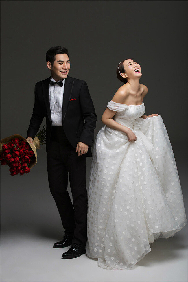 严屹宽&杜若溪演绎最美的婚纱印象