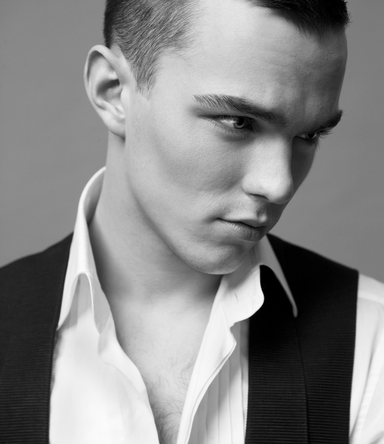 尼古拉斯·霍尔特 nicholas hoult