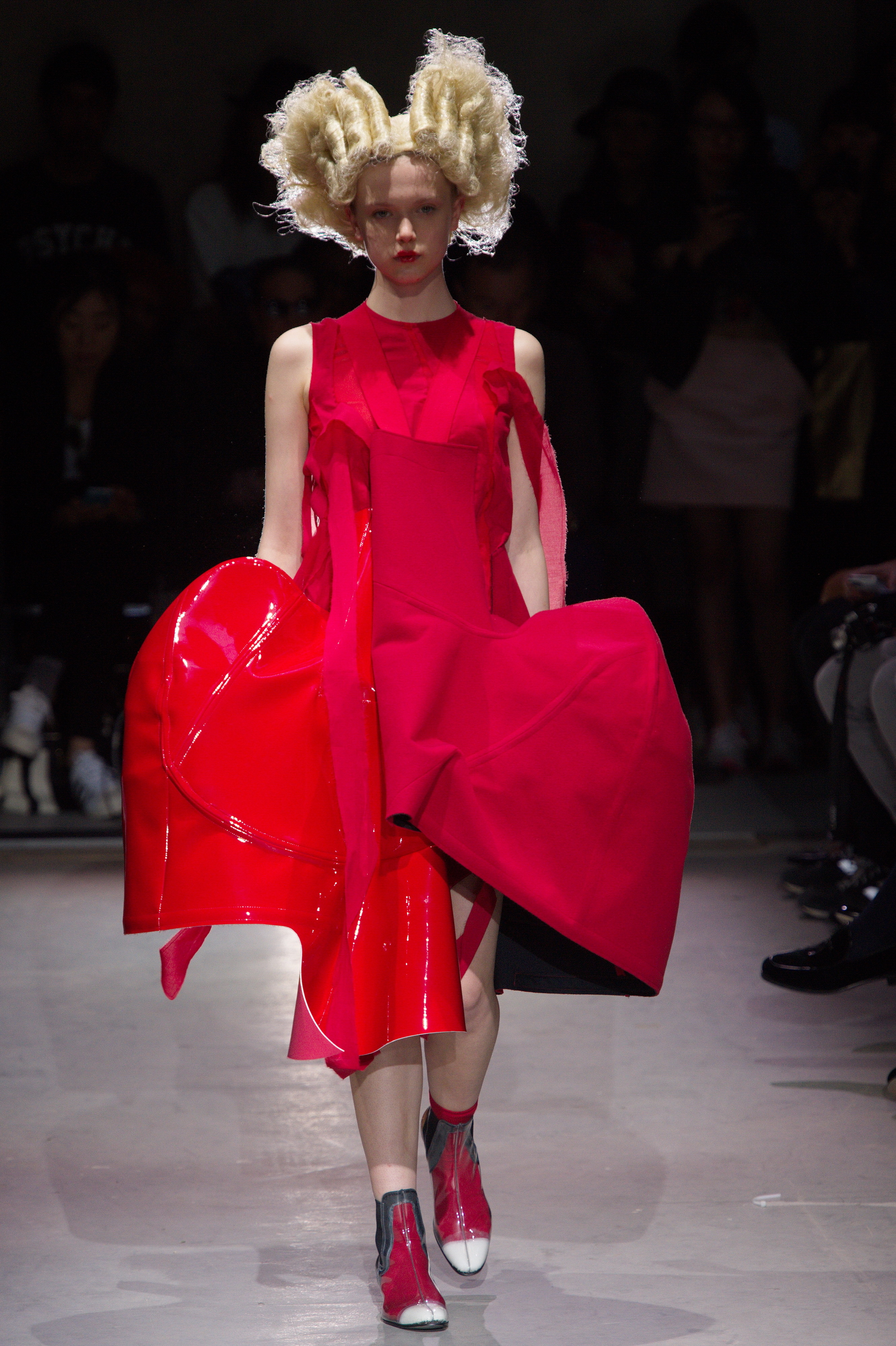 2015春夏巴黎女装成衣走秀照片 comme des garcons