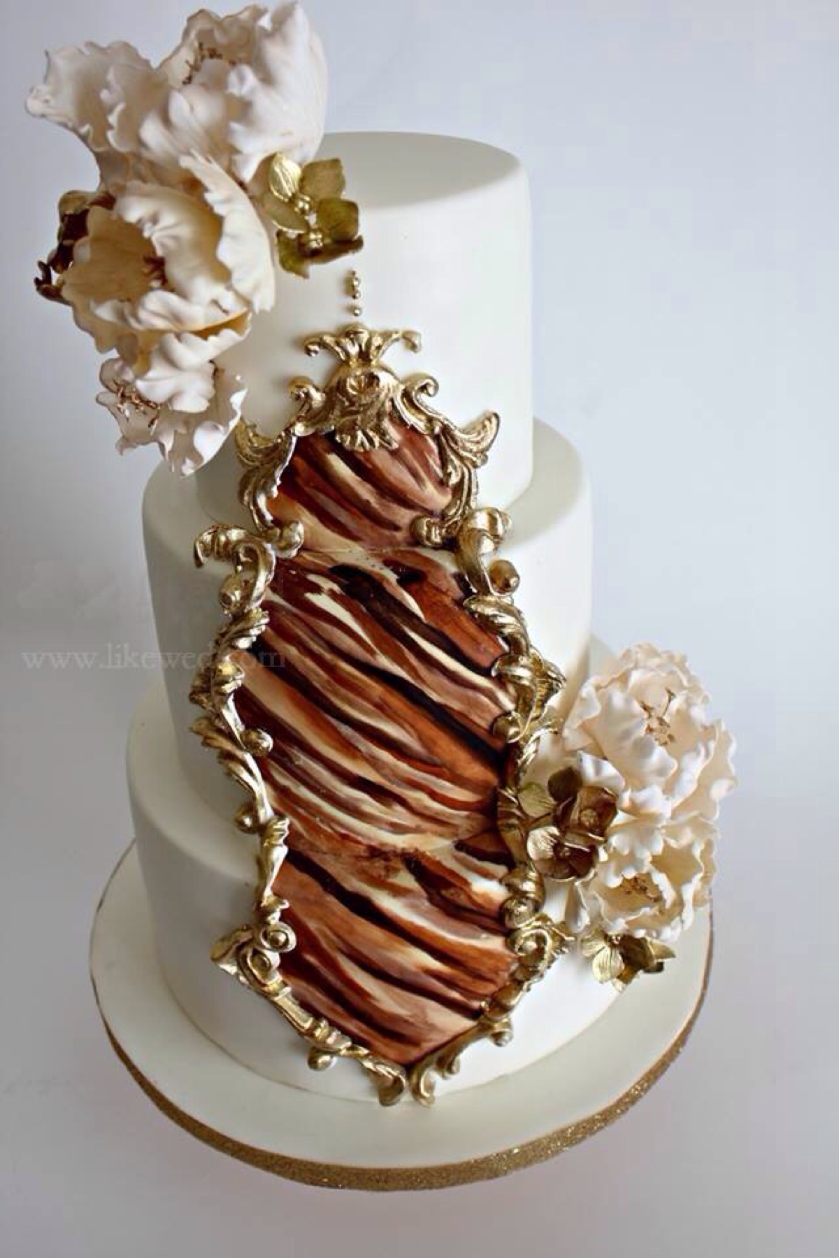 连电影都3d了,更何况是蛋糕呢?