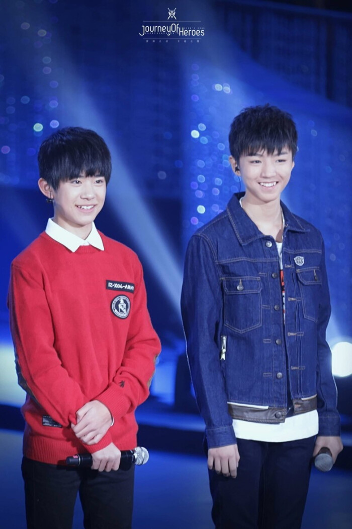 千凯cr:logo