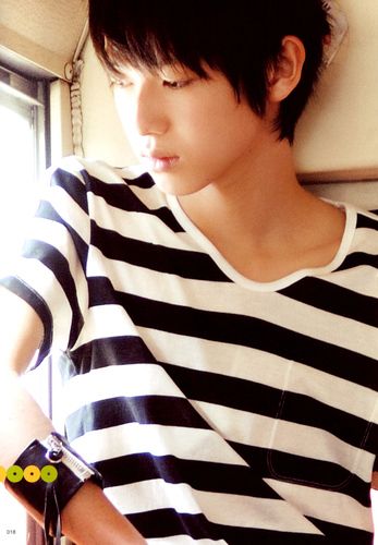 本乡奏多,日本网球王子真人电影版饰演越前龙马