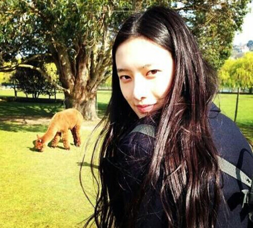 项偞婧 