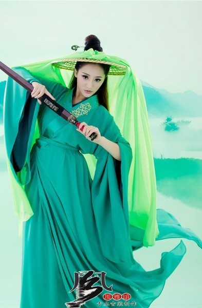 古装汉服美女,唯美意境拍摄,绿衣