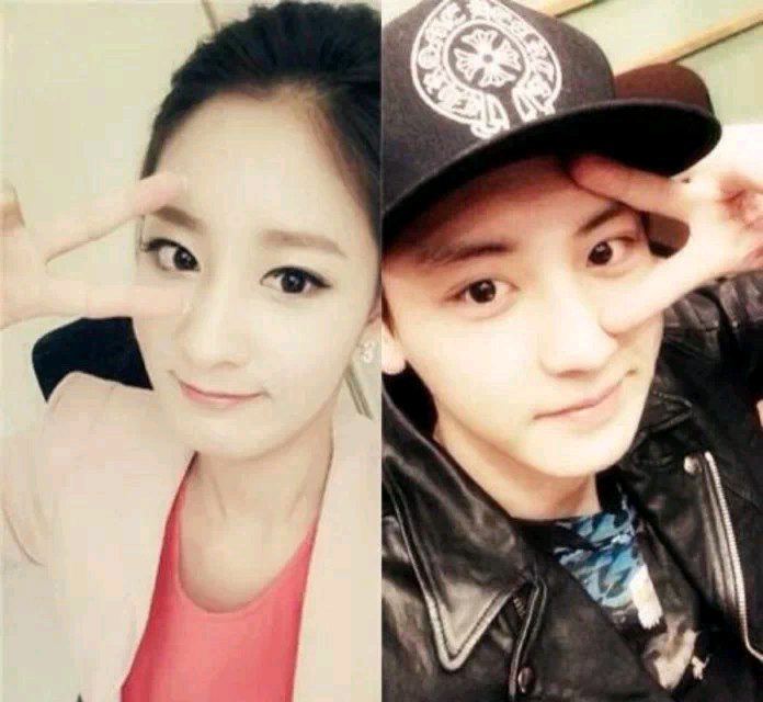 他的中文名字叫朴灿烈 韩文名字叫 英文名字叫park chanyeol 还有一个