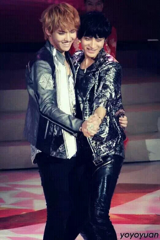 牛桃exo cp 吴亦凡黄子韬 kris tao