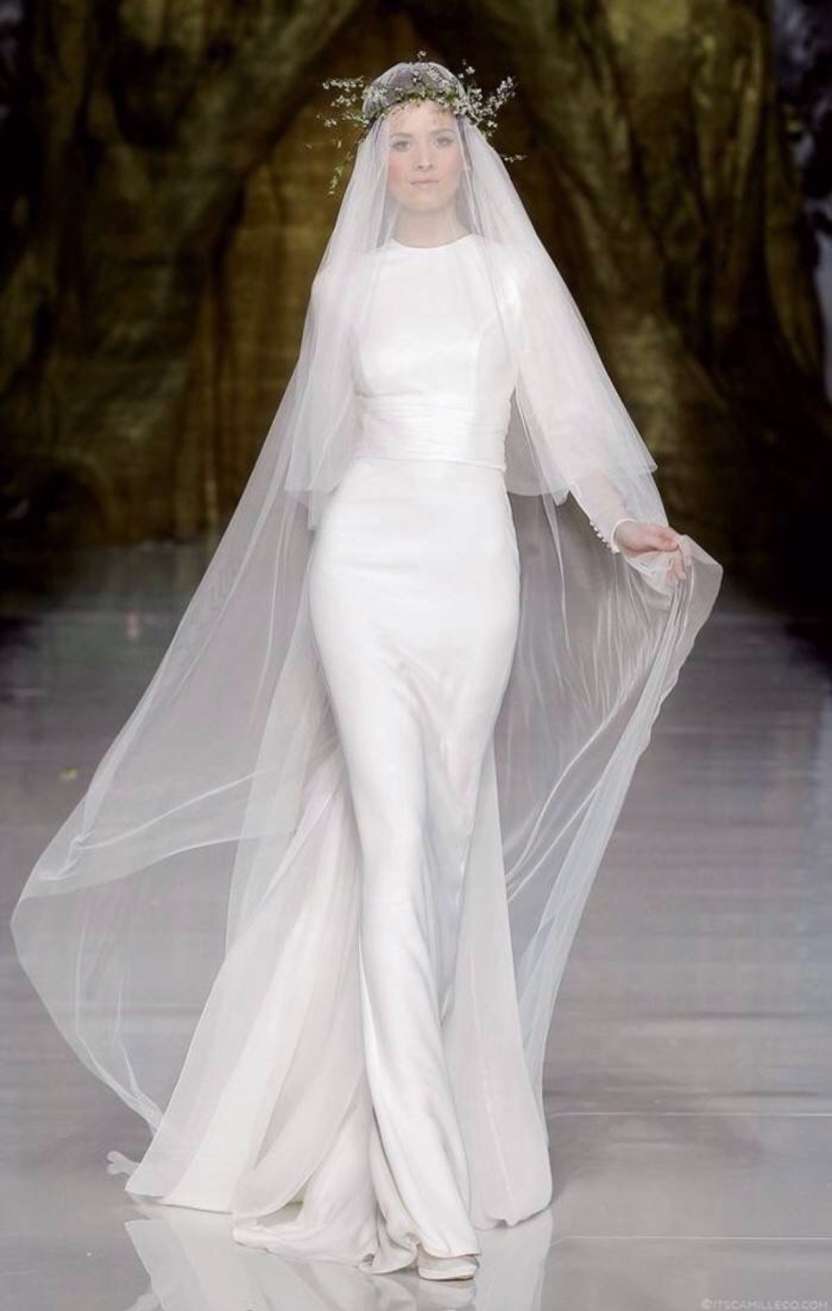 【无与伦比的美丽】婚纱是每个少女的梦.voguewedding