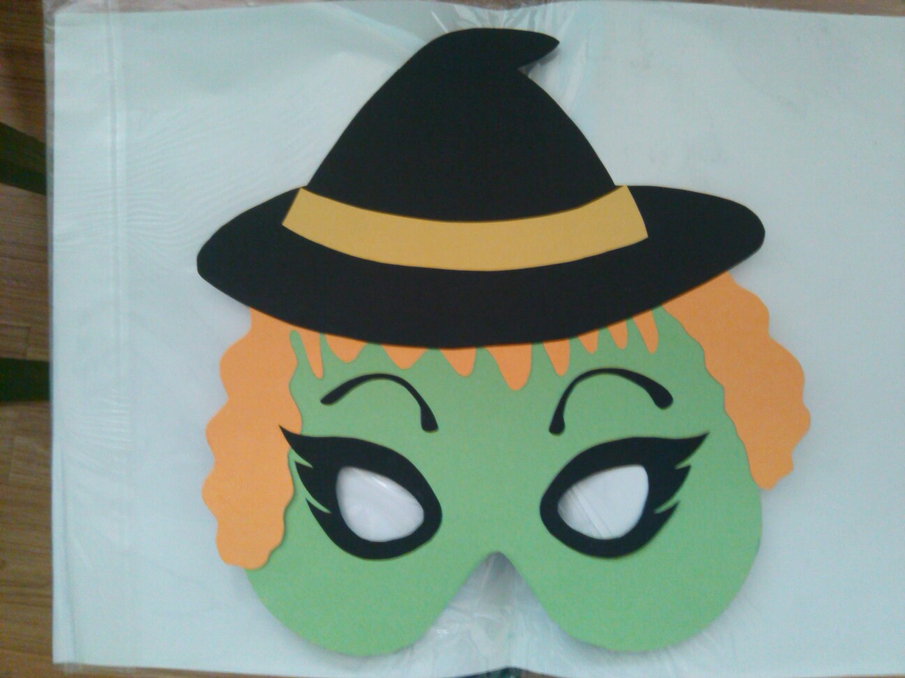 简单万圣节纸面具,女巫(-_-#这个有点走形了.