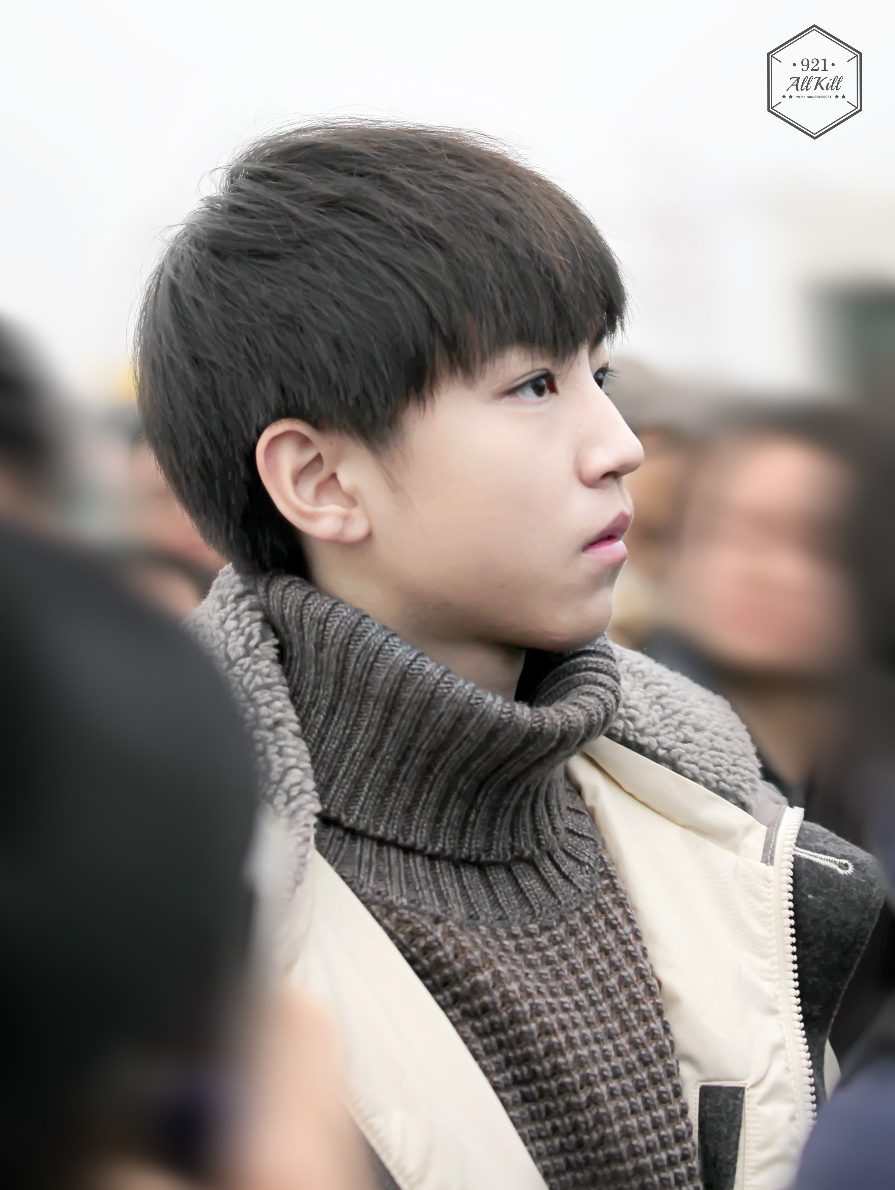 tfboys王俊凯 20150101 南京飞厦门机场图