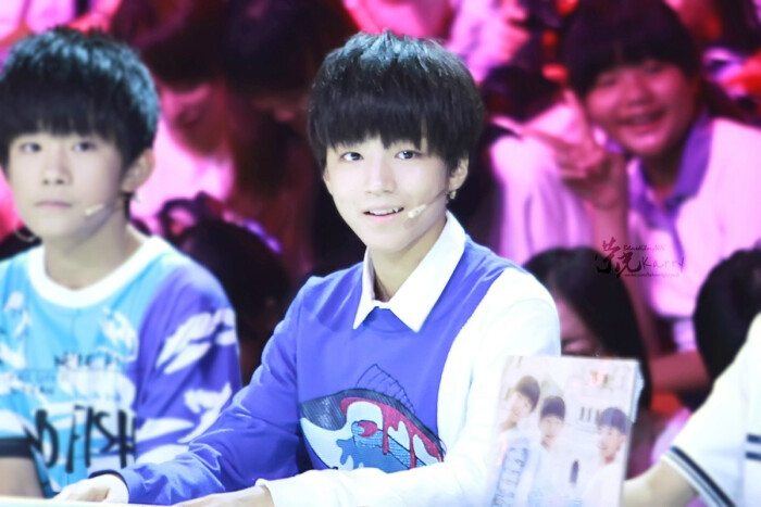 王俊凯# #tfboys王俊凯# 140828年代秀 cr:belovedglorywjk荣光