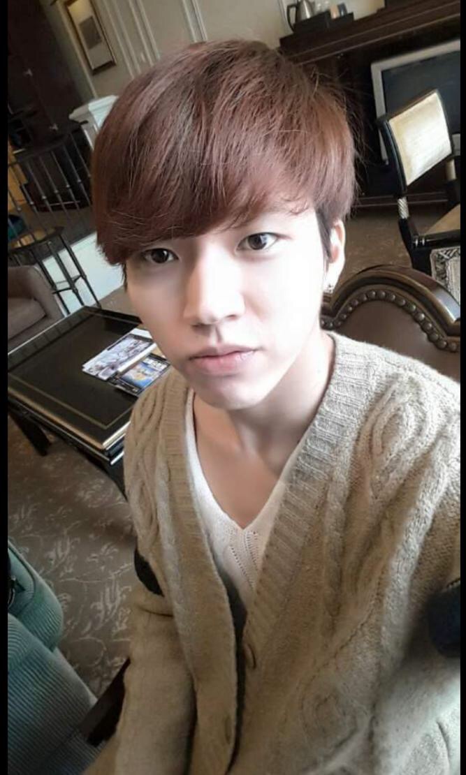 南优贤自拍( 2015年3月29 )cr:twitter