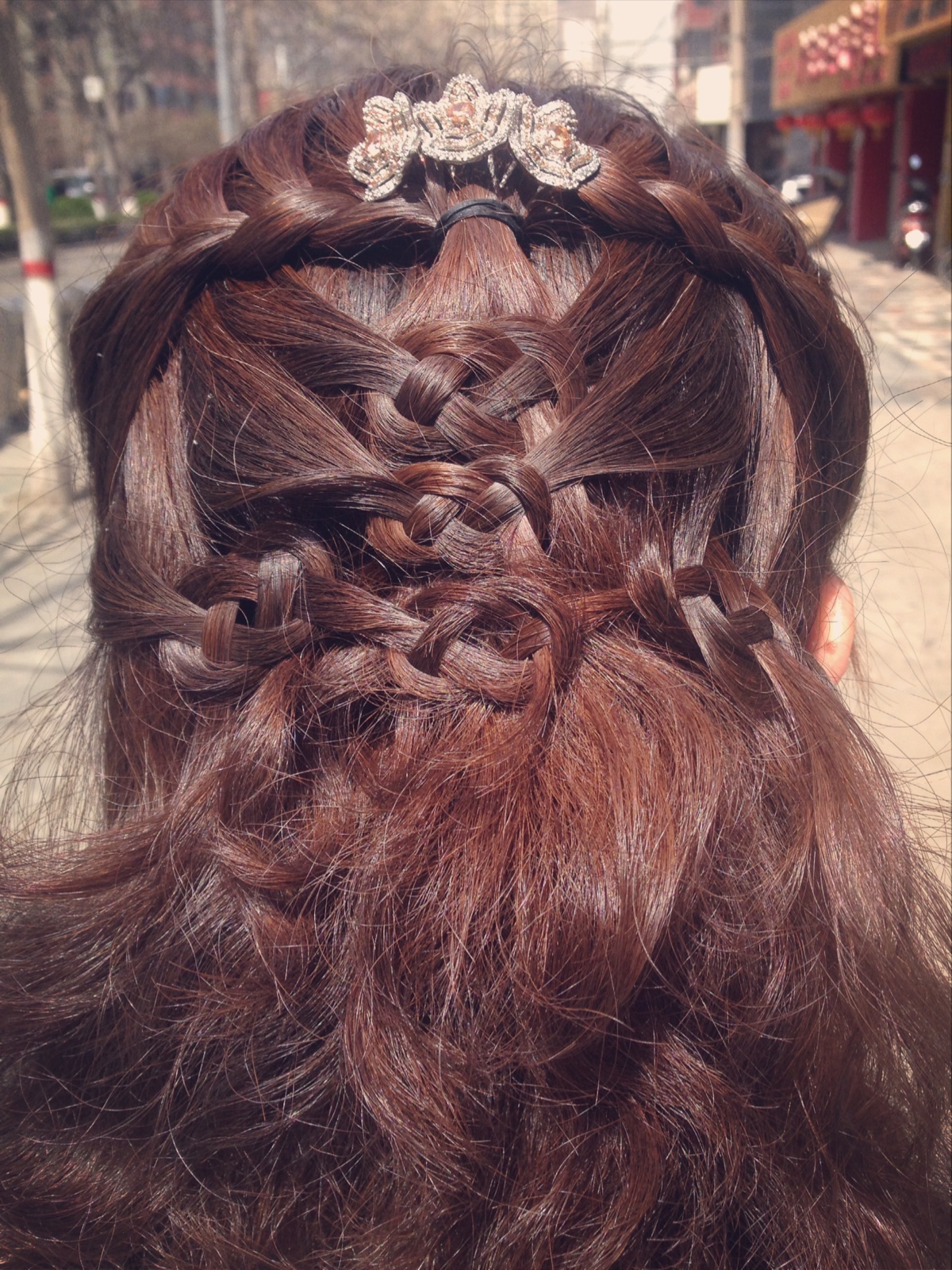 编发——中国结半披肩发