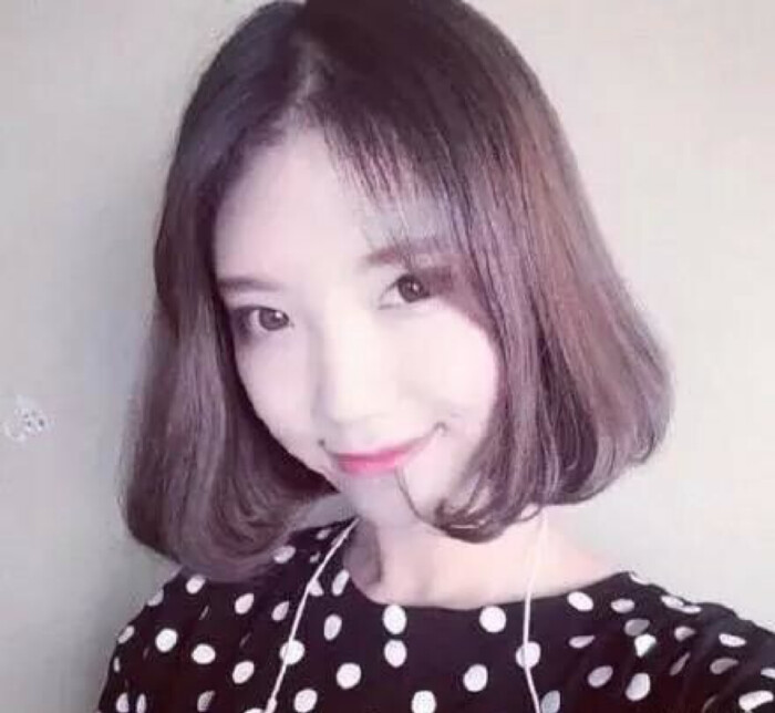 短发短发女生头像斜刘海直发coco发型图片
