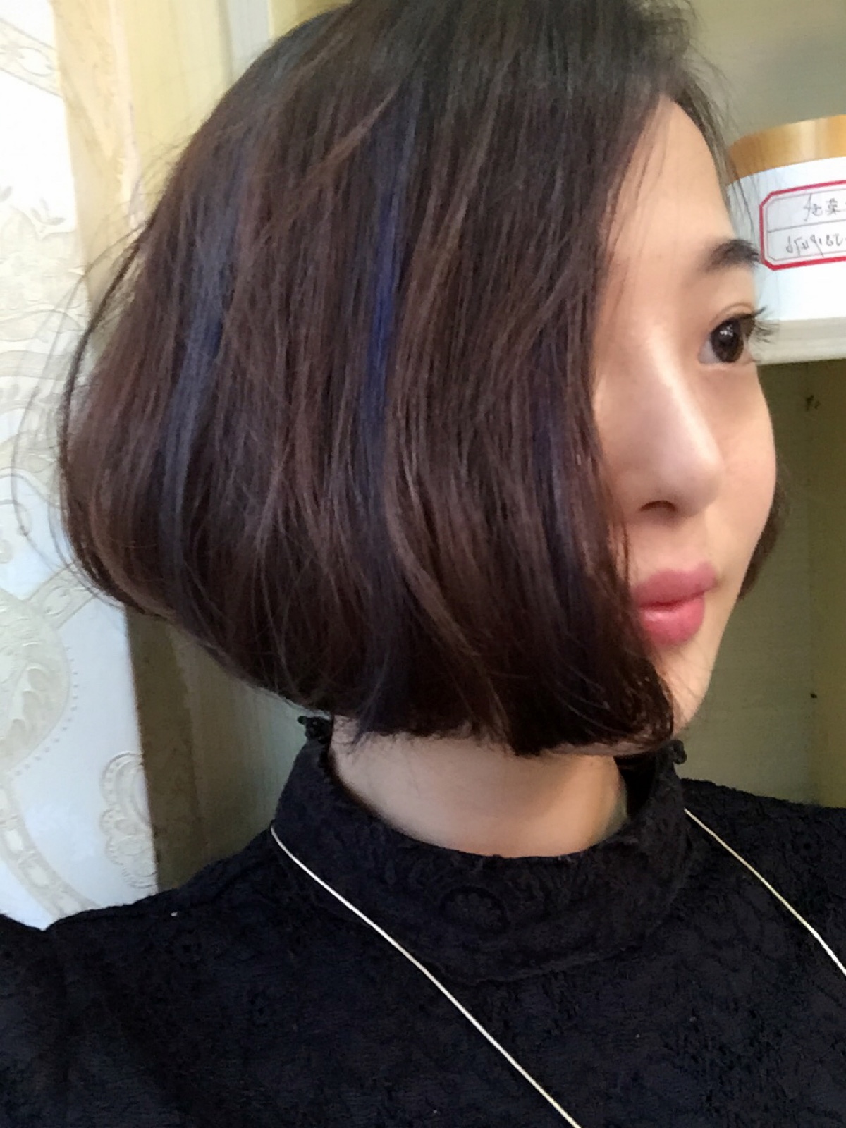 美美的短发挑染