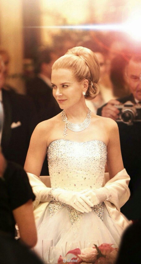 nicole kidman——the winner of the best actress oscar