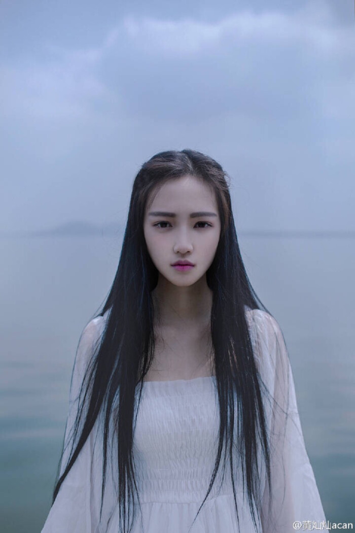 黄灿灿 校花