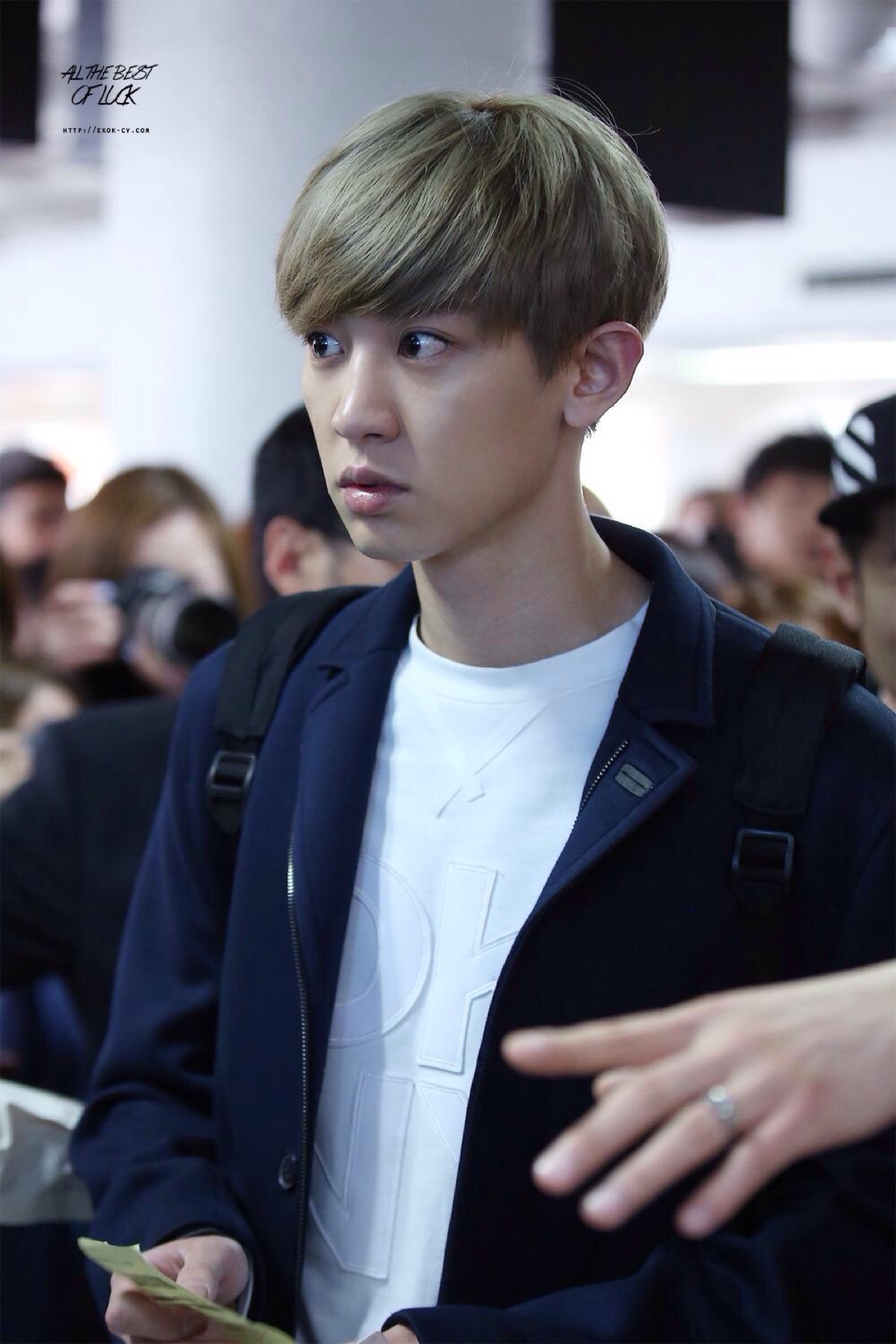 exo 朴灿烈 机场照