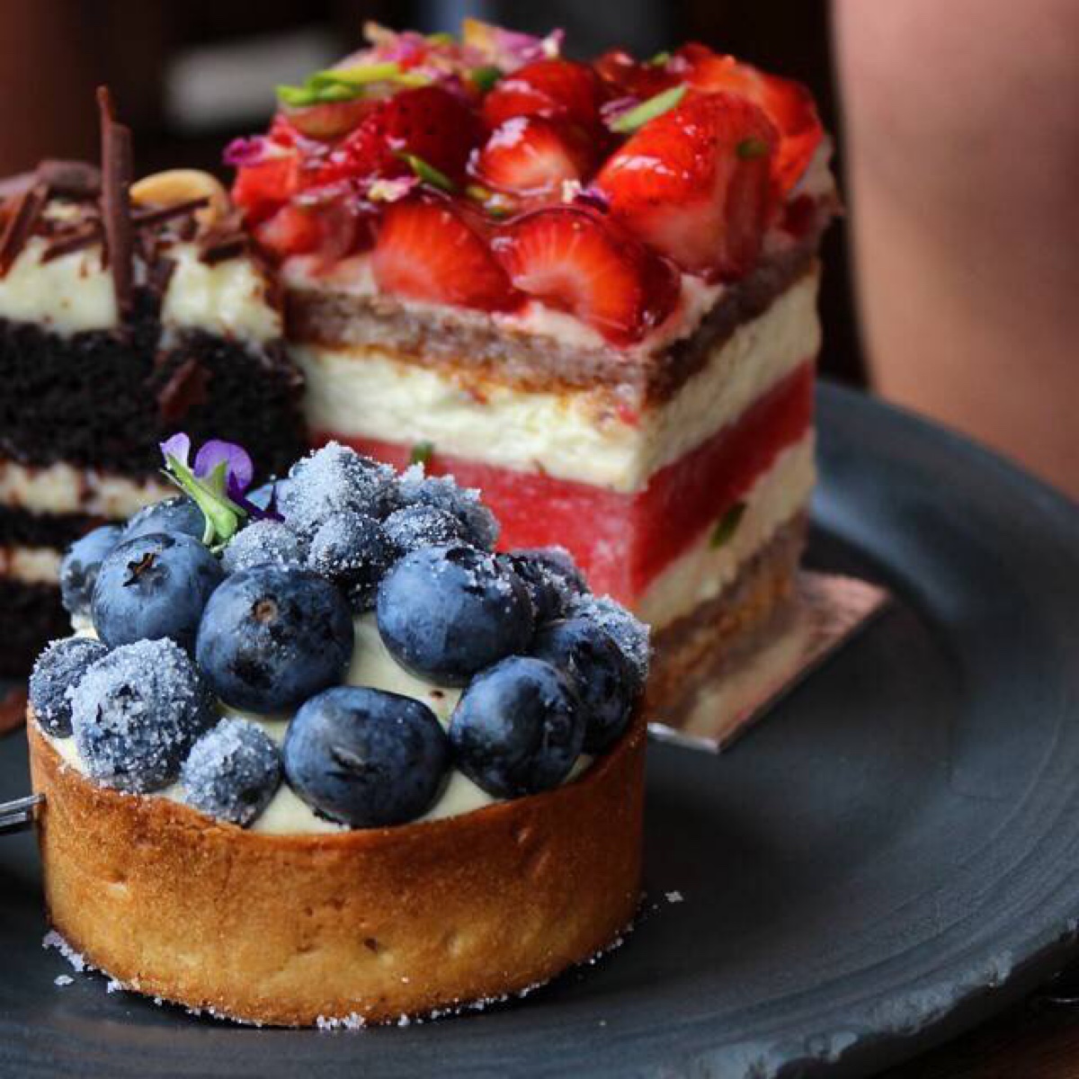 草莓蛋糕蓝莓蛋糕