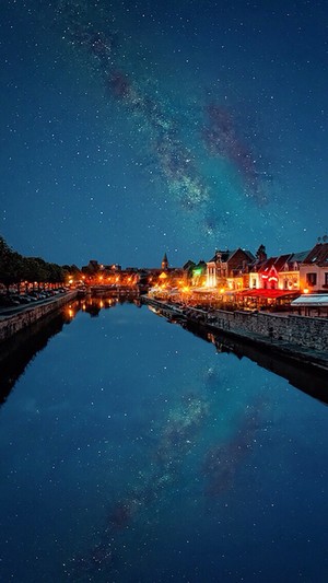 壁纸 美景 风景 河水 城市 星空