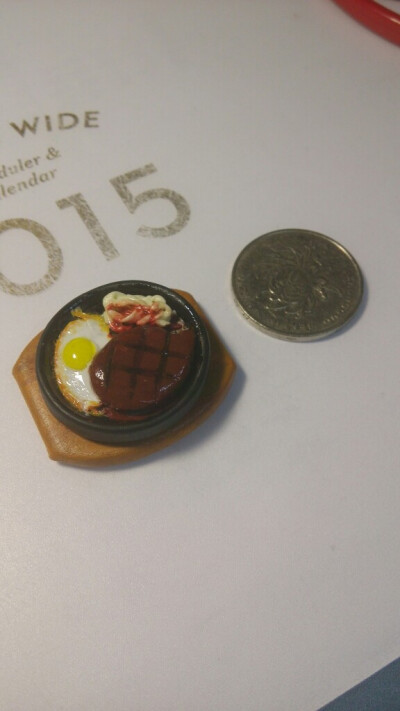 【树脂粘土】牛排微缩,第一次尝试用树脂粘土做食物_(:з」∠)