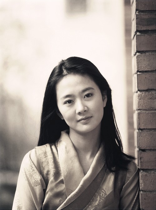 【中国美女图鉴】喜欢孙梅竞,一个藏族姑娘,柔情而清澈.