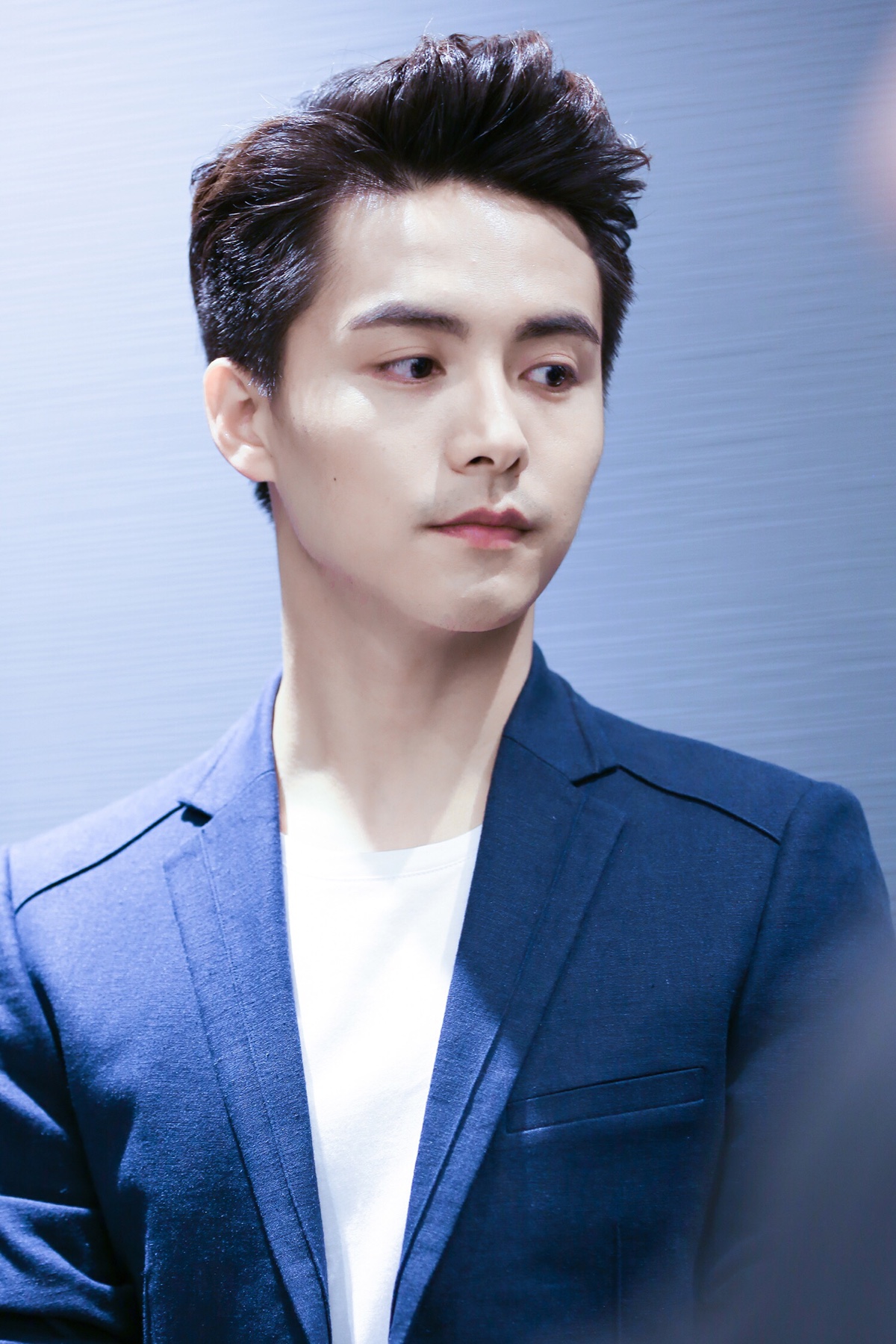 05.01青岛ur明星店长 cr:魔_羽