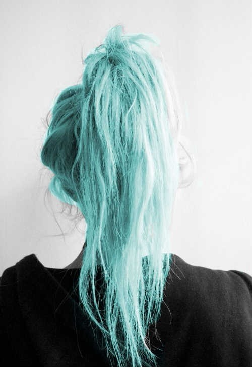 青蓝色的头发