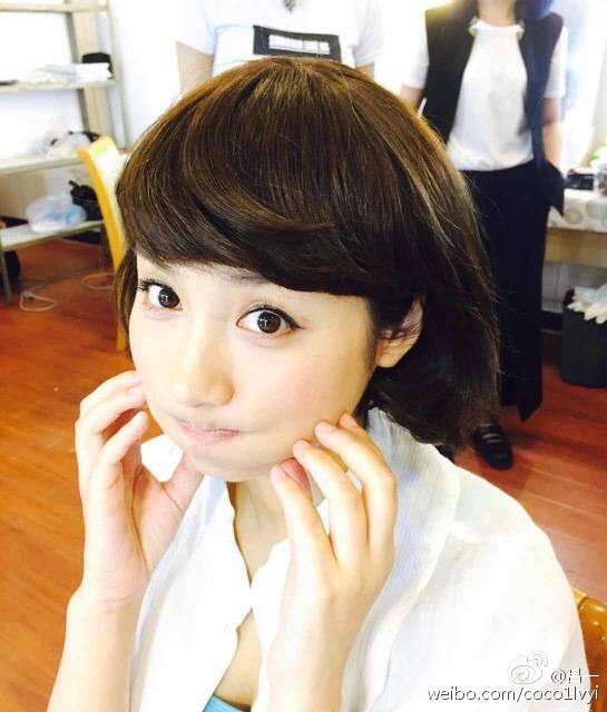 吕一.重庆美女.嘴巴很有特色.有人说她是标准旺夫相. cr吕一微博