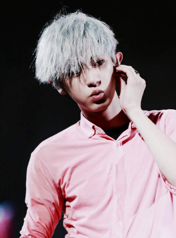 朴灿烈 exo