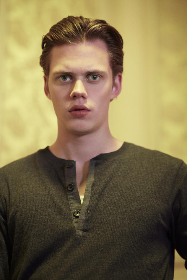 bill skarsgard