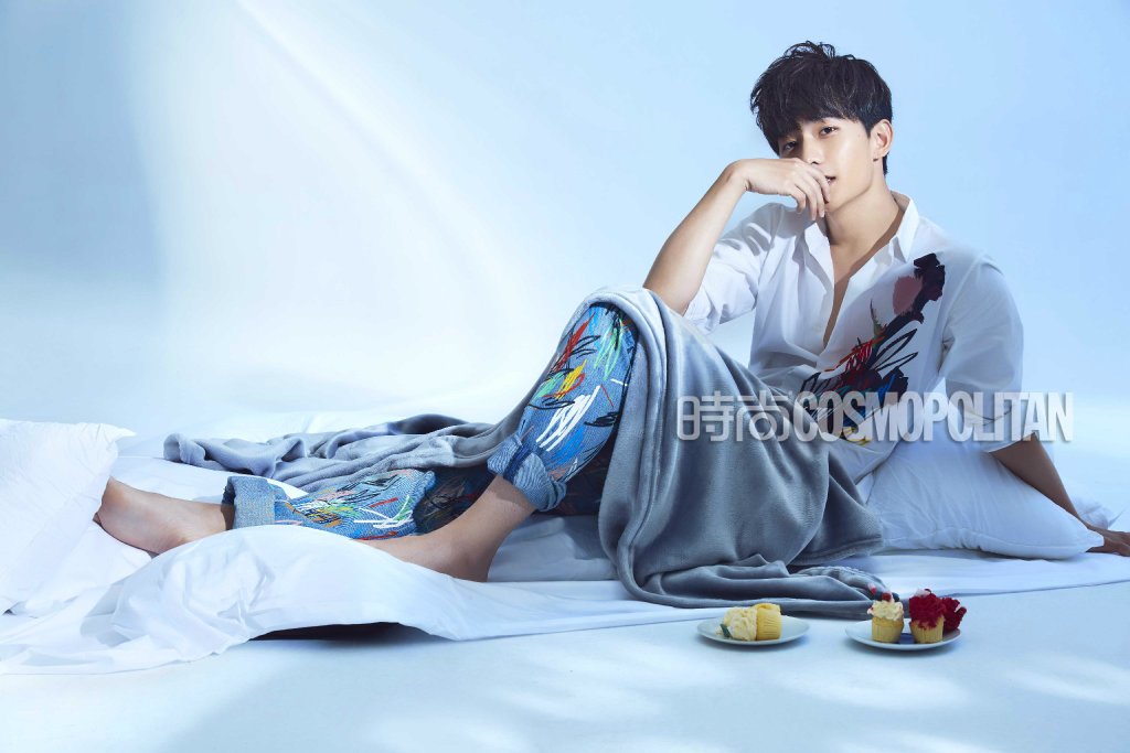 杨洋cosmo 杂志