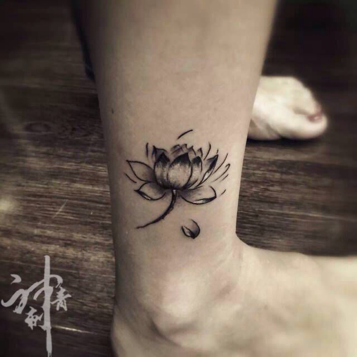 tattoo 广州纹身 莲花