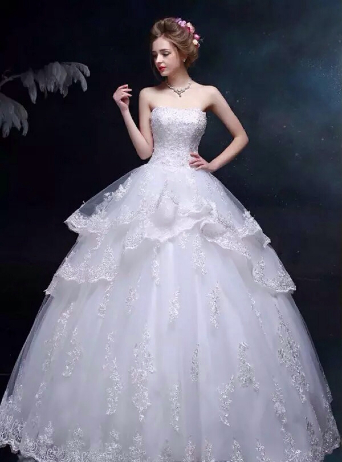 唯美婚纱 每个女人心中都有一个公主梦,婚纱梦,此刻穿上美美的白色