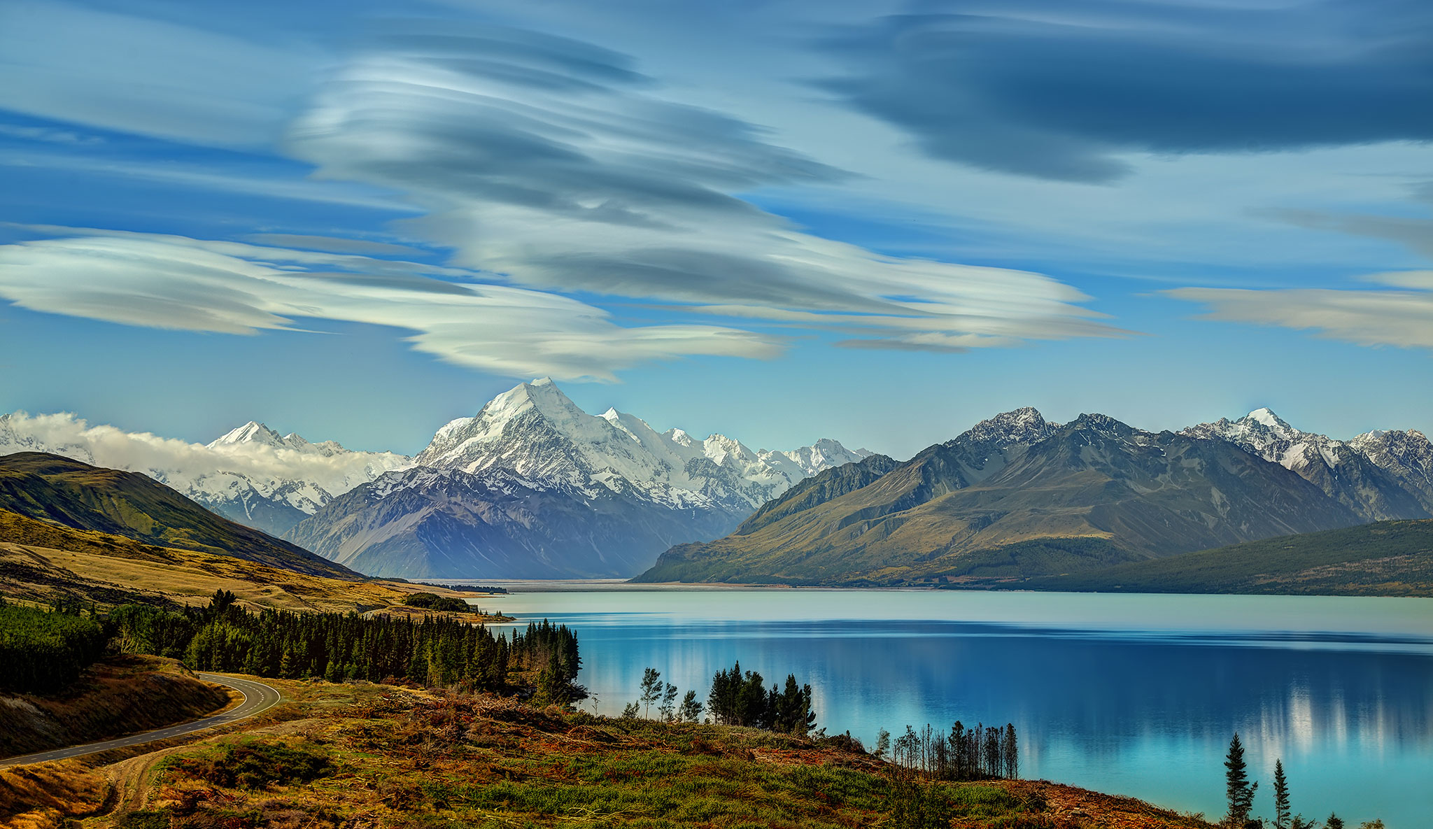  Discover the Best Lake Tekapo Attractions in New Zealand: A Comprehensive Guide to Nature's Wonders