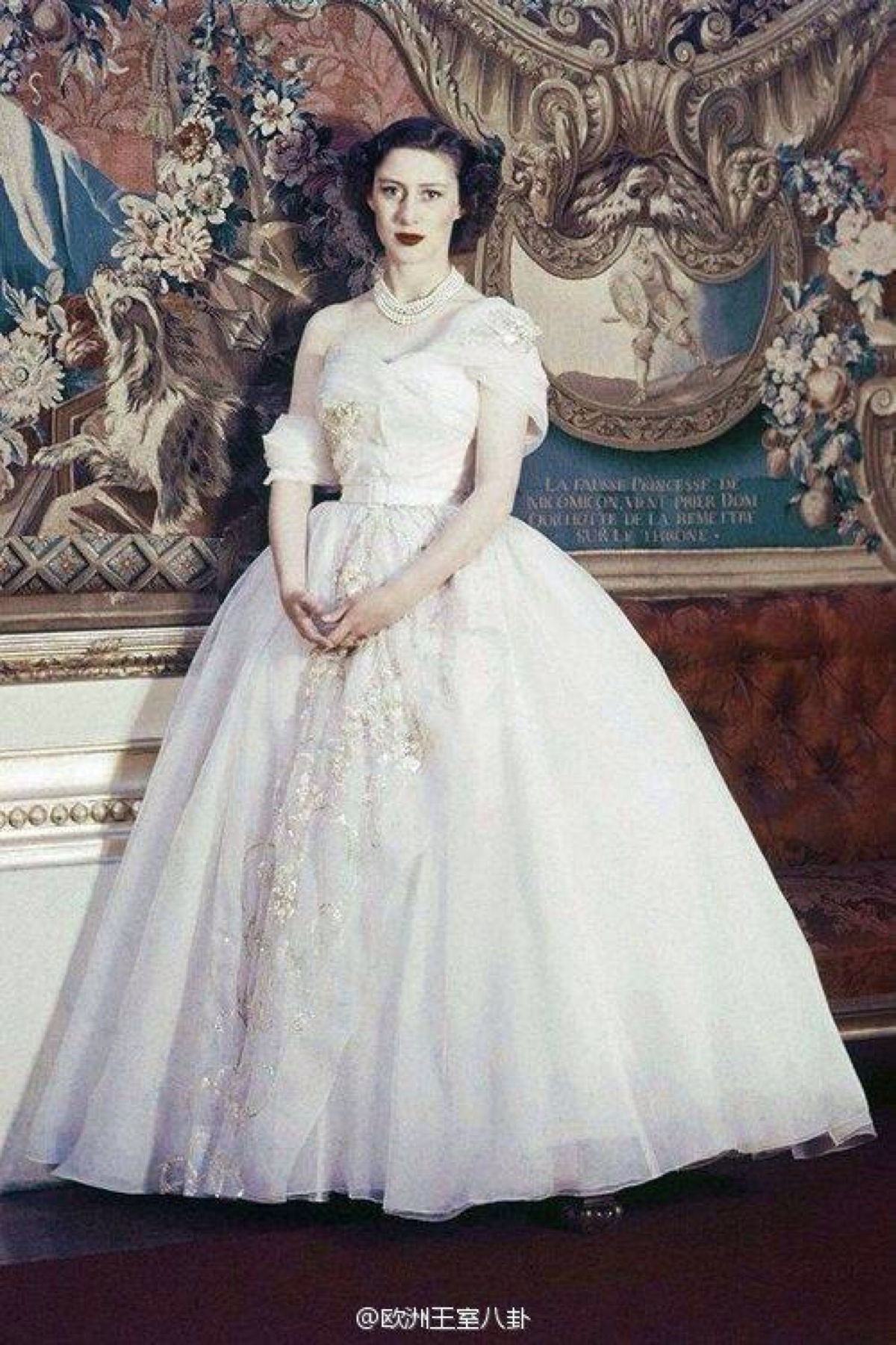 已故英国玛格丽特公主,那个年代是多么美好,人美衣服也美