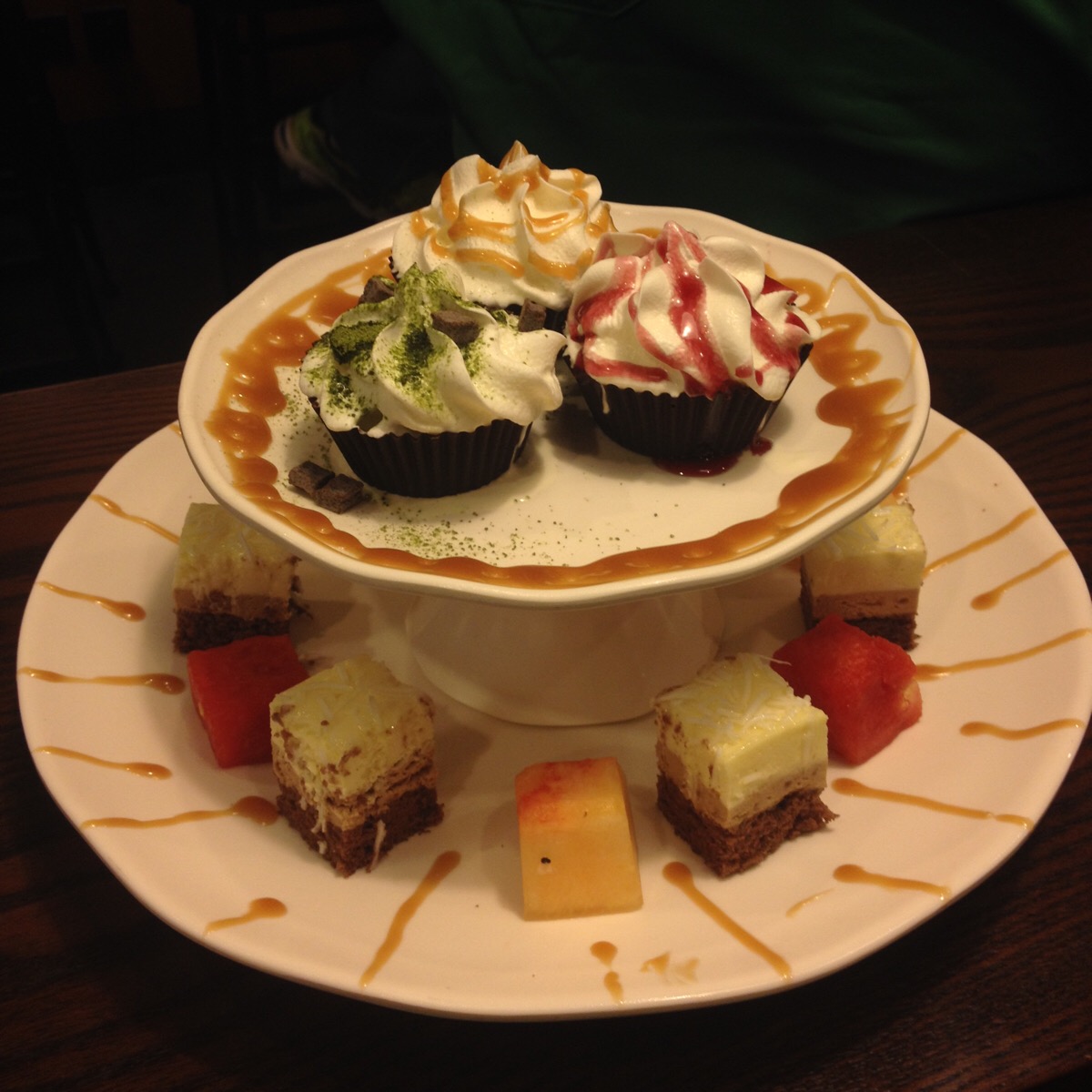 百元好物#店里伙伴tasting自制的小点心,味道超棒而且摆盘也美丽