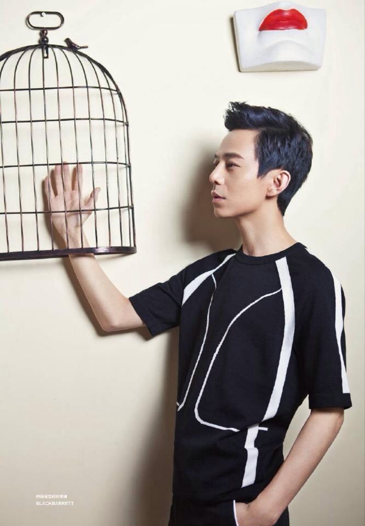 【独61望】男神 何炅 好帅的写真!瞧着腰细的!流口水.