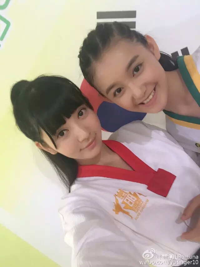 喻初原 赵圆瑗饰方婷宜 吴磊饰胡亦枫 谭松韵饰范晓萤 雨婷儿饰曲光雅