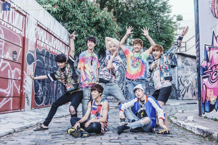 防弹少年团 bts 金南俊(rap monster),金硕珍(jin),闵玧其(suga)