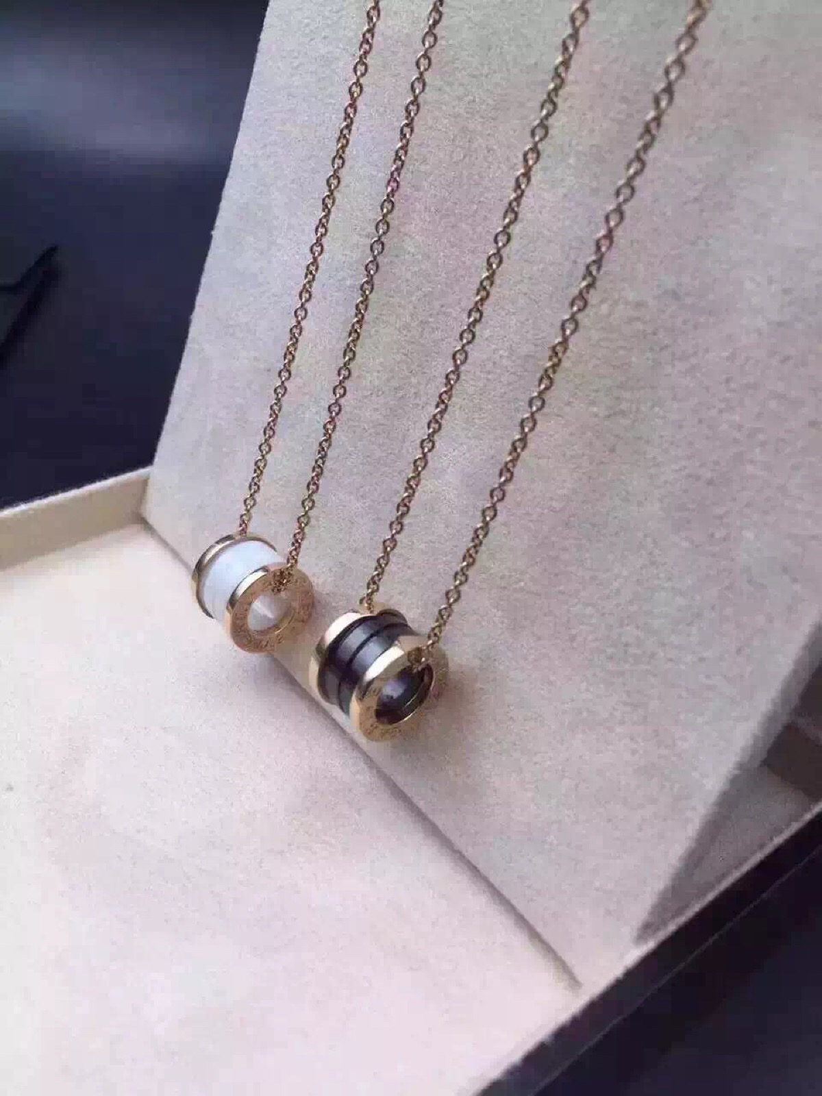 宝格丽 