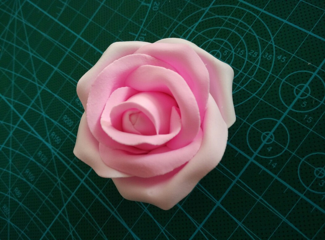 怎样用橡皮泥做玫瑰花图片