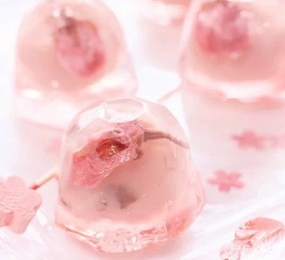 【樱花蜂蜜】主料:樱花干,魔芋粉适量,冬瓜丁适量,柠檬汁(果冻)适量吉利咸鸭腿图片