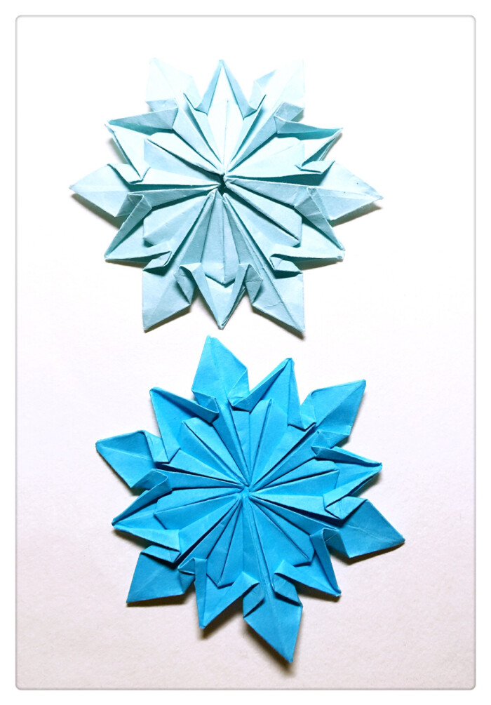 简单的小雪花折纸图片