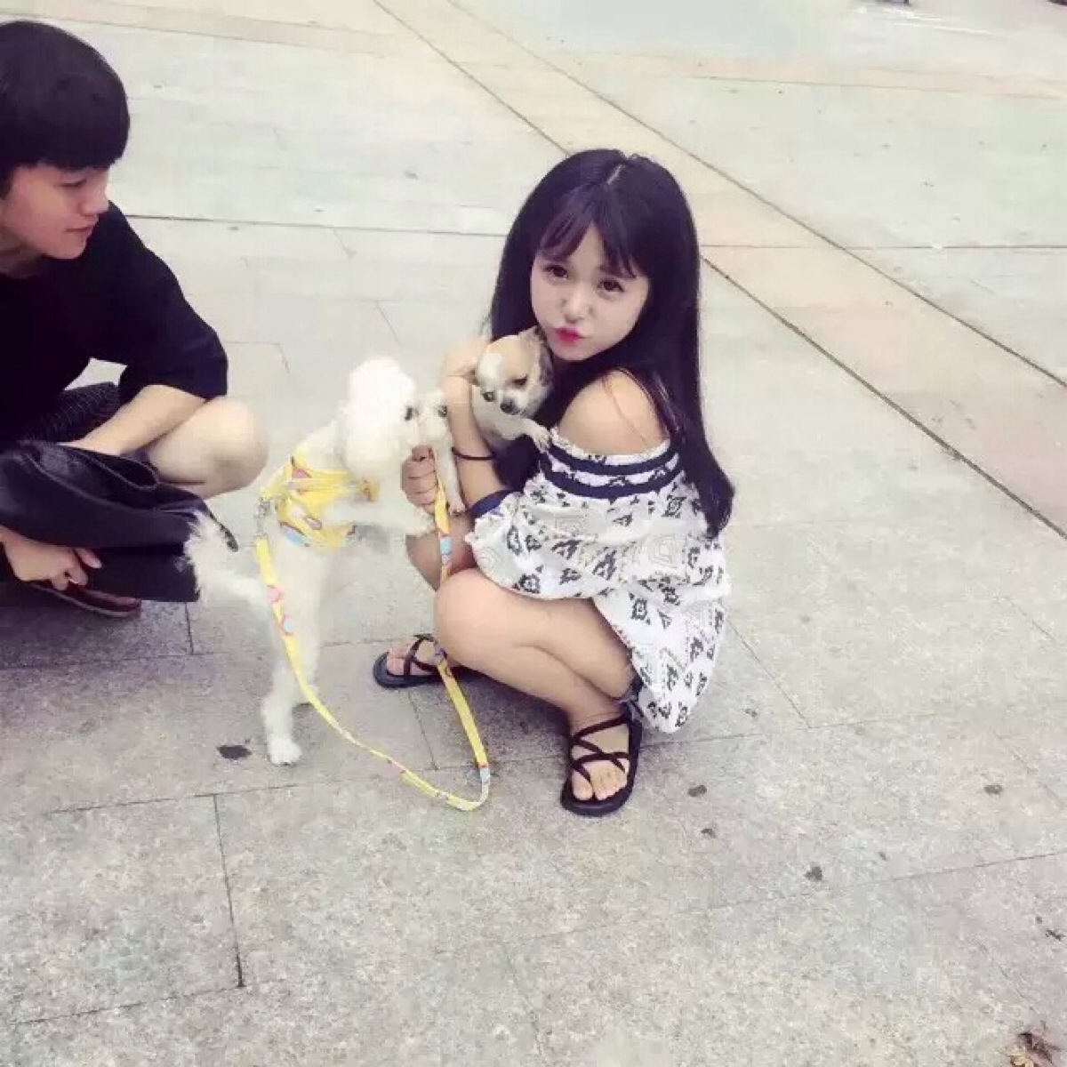 快手美女晶哥做女头也不错豪车强奸红人图片