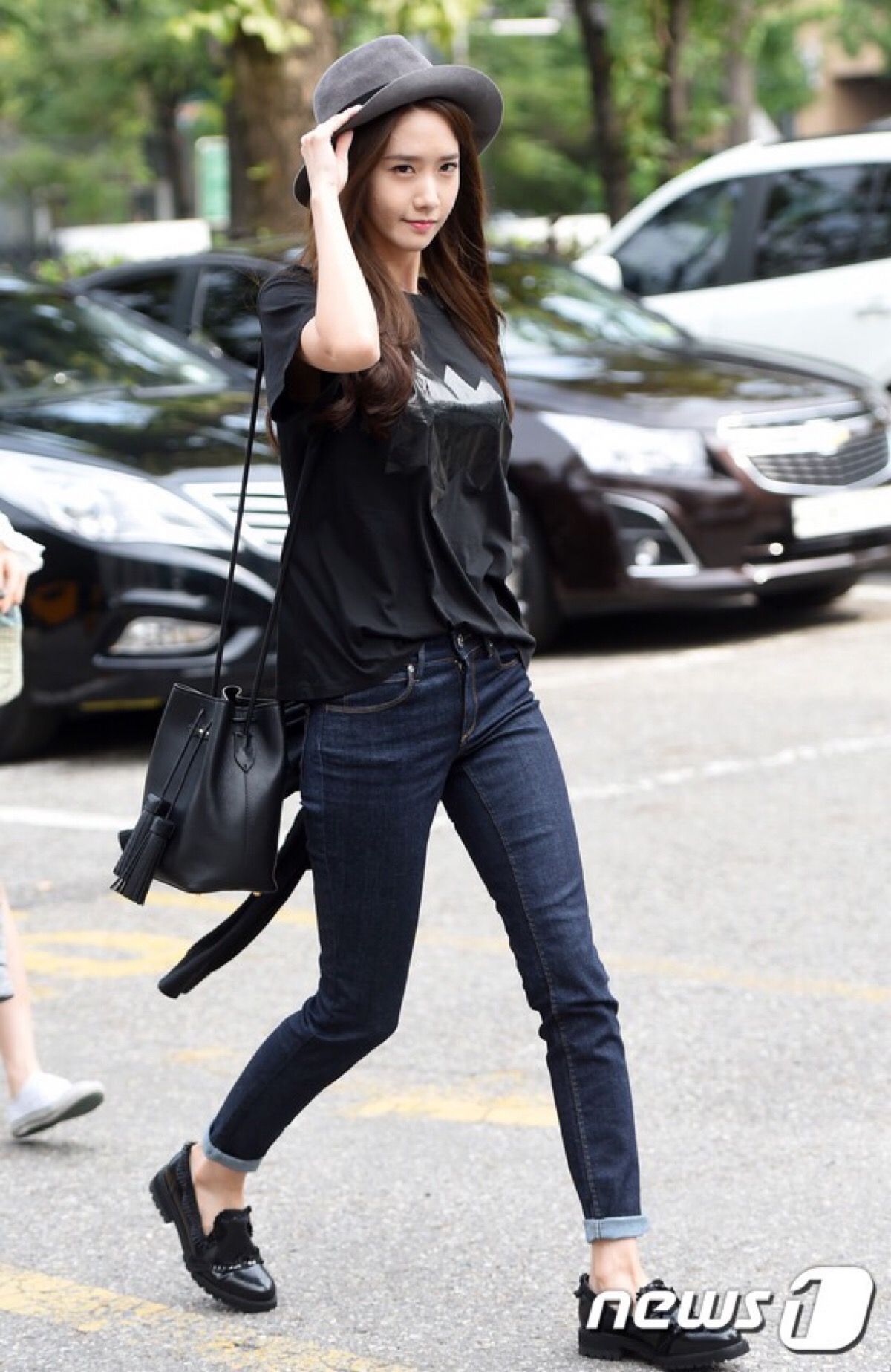 林允儿 林小鹿 yoona 女神 少女时代 150828 kbs音乐银行上班 新闻图