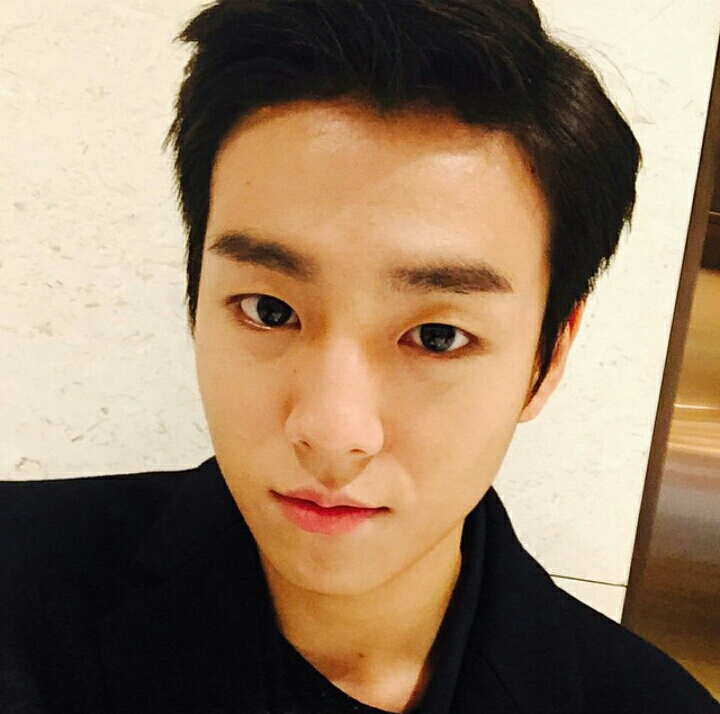 lee hyun woo 李玹雨