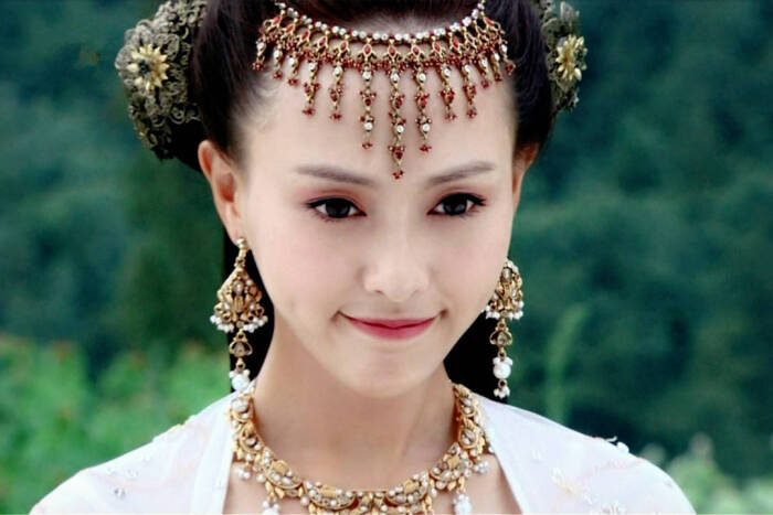 唐嫣《轩辕剑之天之痕》【独孤宁珂】她是隋朝郡主,表面对隋朝忠心